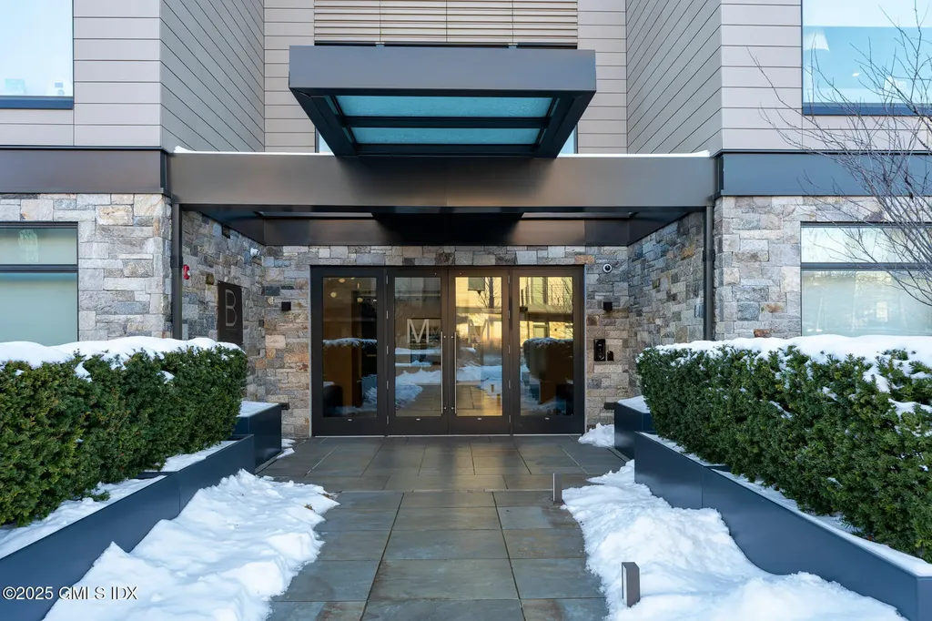 125 Field Point Road Greenwich CT 06830