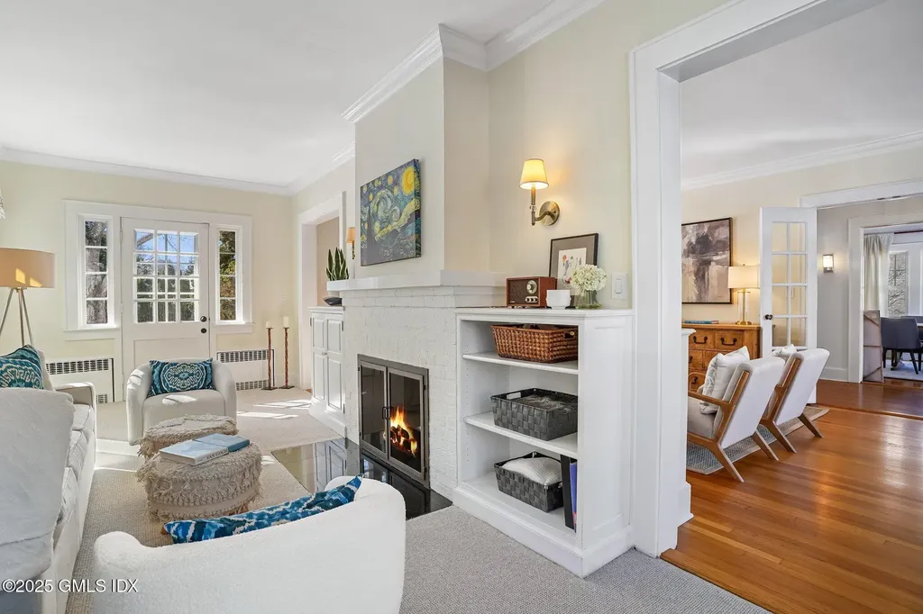 22 Oval Avenue Riverside CT 06878