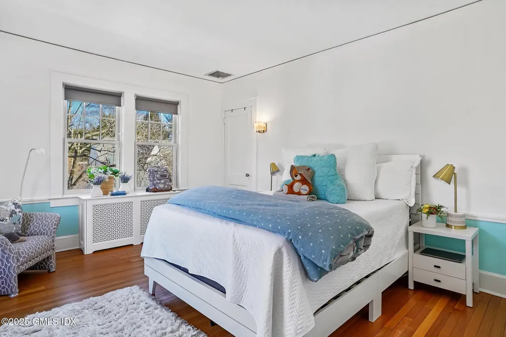 22 Oval Avenue Riverside CT 06878