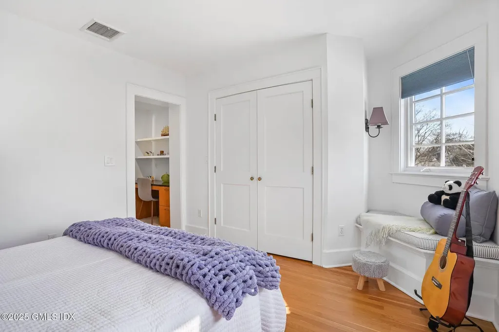 22 Oval Avenue Riverside CT 06878