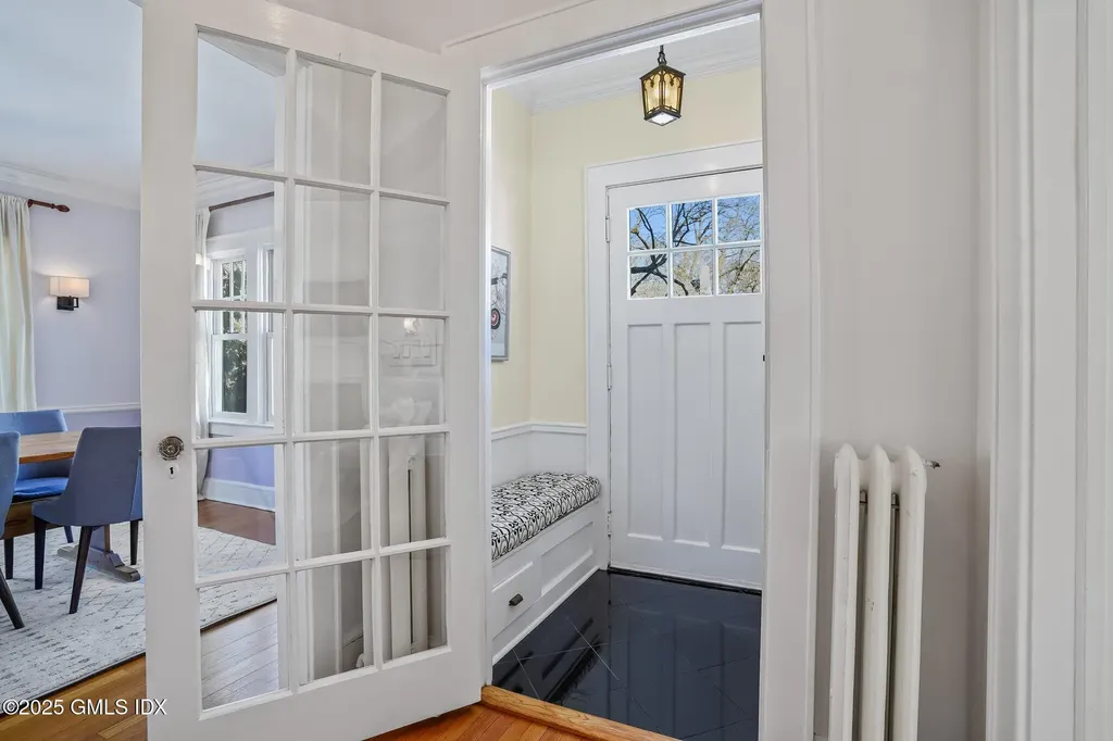 22 Oval Avenue Riverside CT 06878