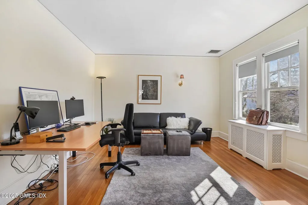 22 Oval Avenue Riverside CT 06878