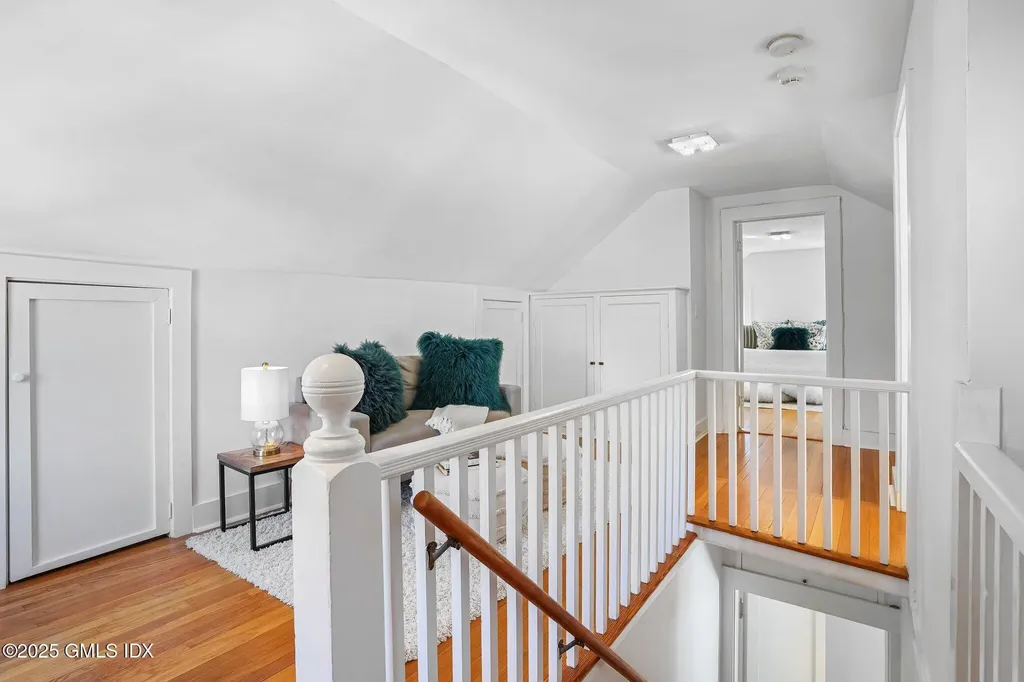 22 Oval Avenue Riverside CT 06878