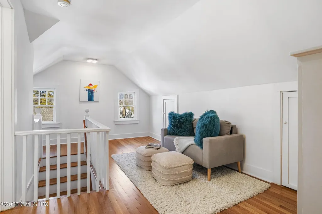 22 Oval Avenue Riverside CT 06878