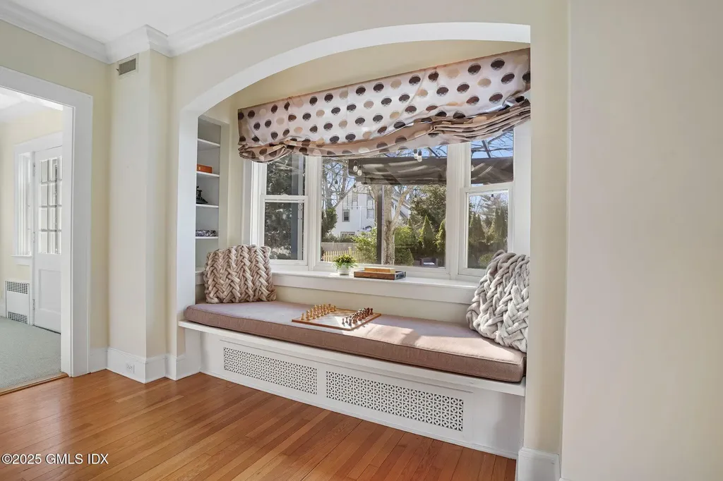 22 Oval Avenue Riverside CT 06878