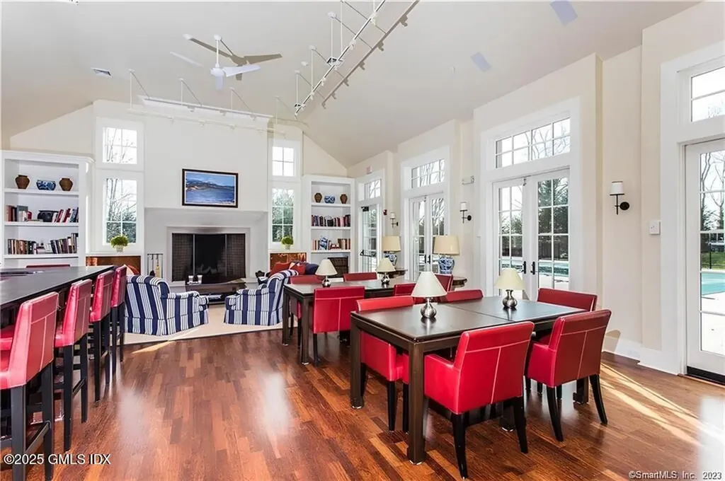 77 Havemeyer Lane Stamford CT 06902