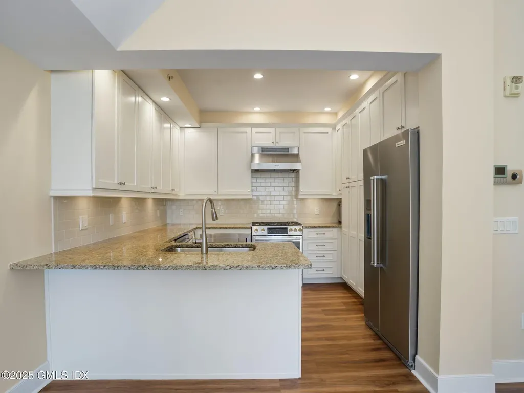 77 Havemeyer Lane Stamford CT 06902