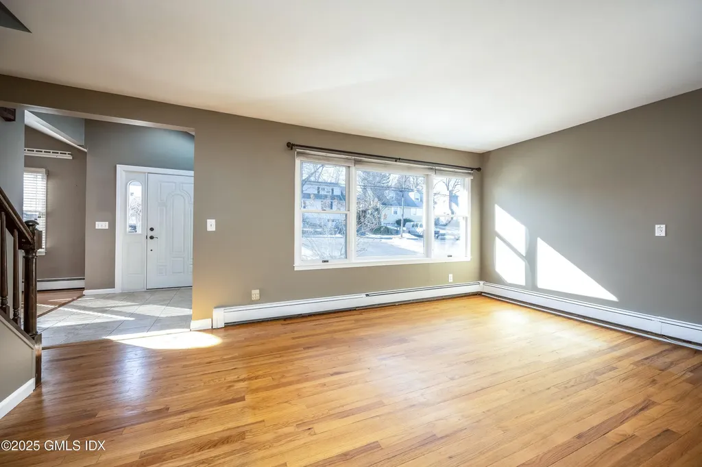 46 Cambridge Road Stamford CT 06902