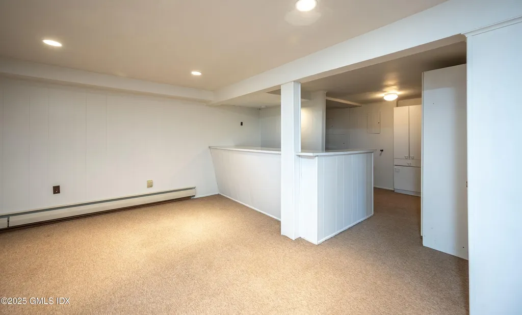 46 Cambridge Road Stamford CT 06902