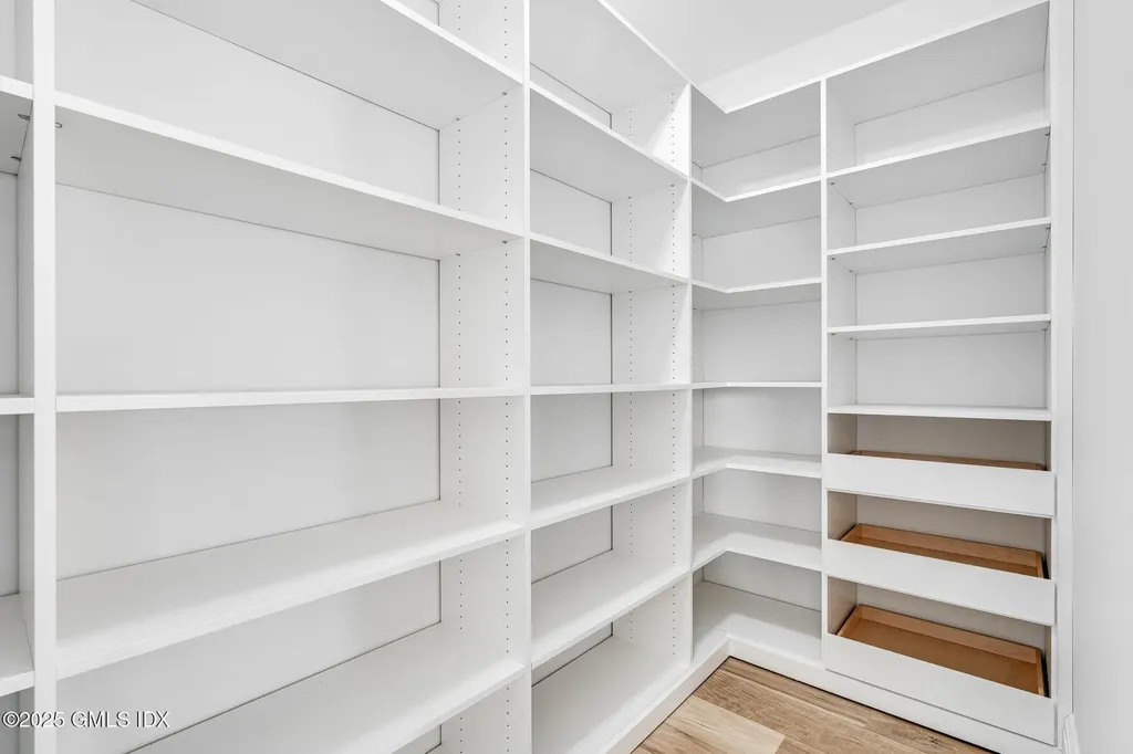 25 Henry Street Greenwich CT 06830