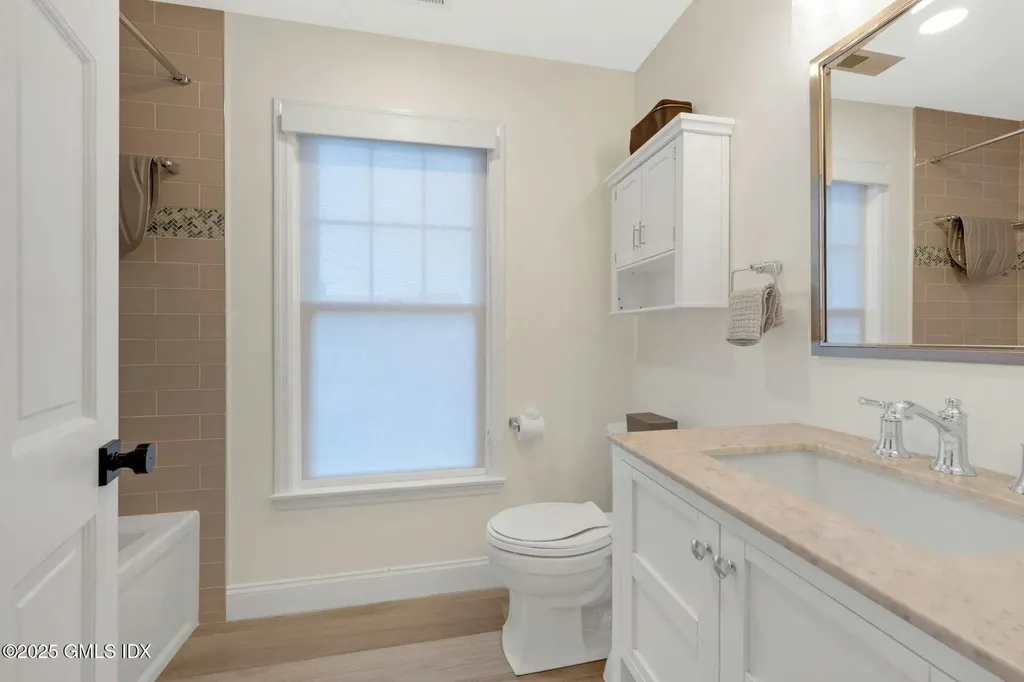 16 Windy Knolls Greenwich CT 06831