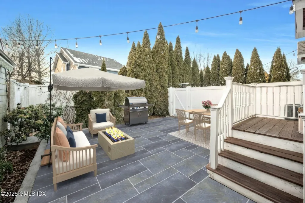 16 Windy Knolls Greenwich CT 06831