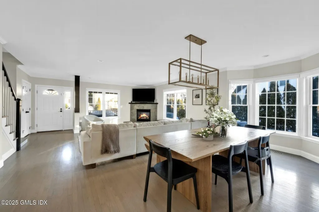 16 Windy Knolls Greenwich CT 06831