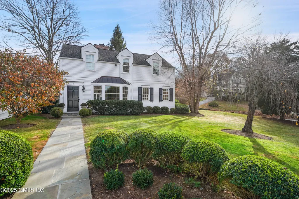 11 Mill Pond Court Cos Cob CT 06807