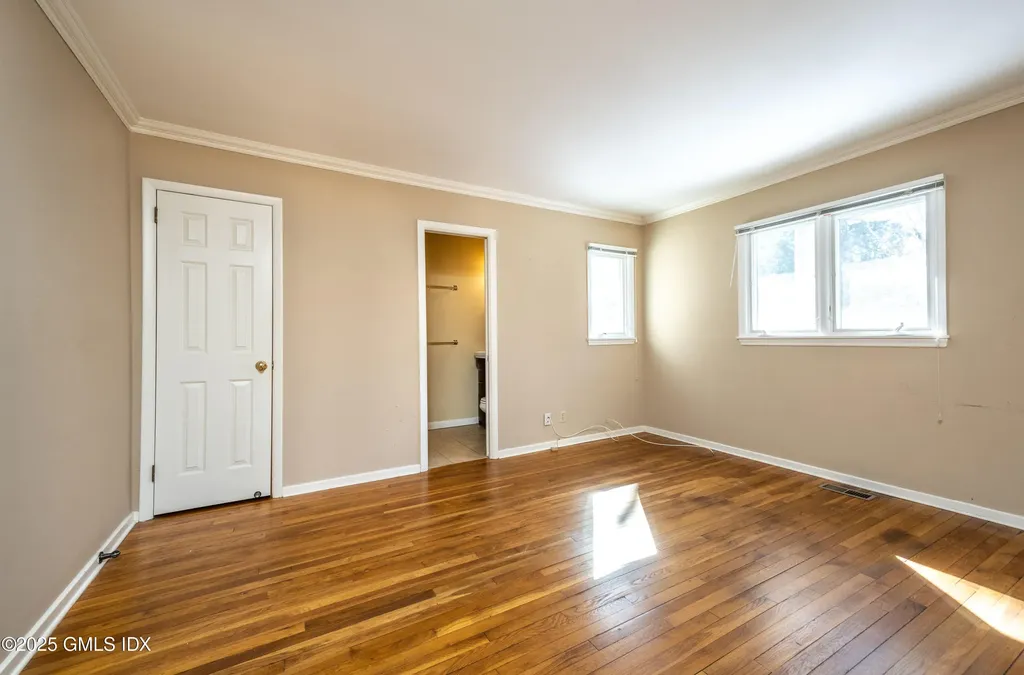 5 Midrocks Drive Norwalk CT 06851