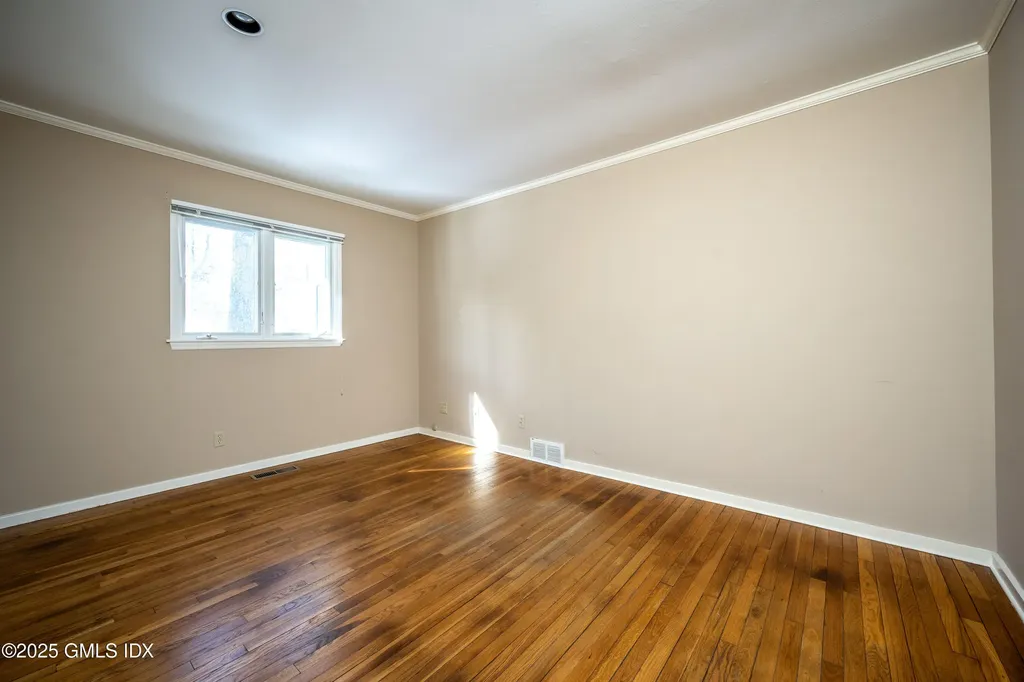 5 Midrocks Drive Norwalk CT 06851