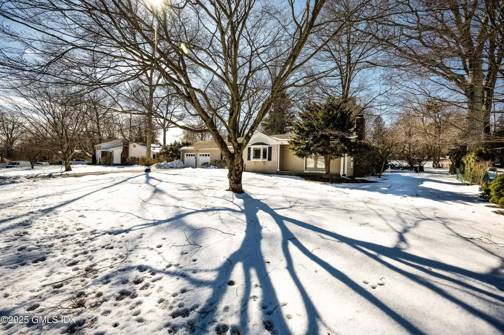 5 Midrocks Drive Norwalk CT 06851