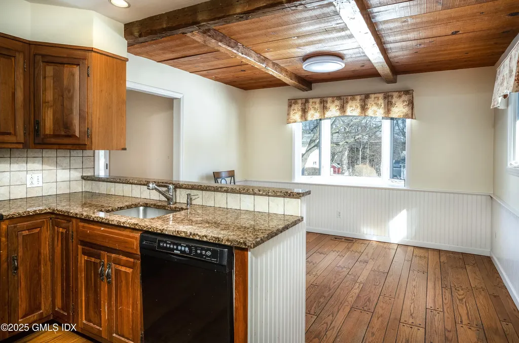 5 Midrocks Drive Norwalk CT 06851