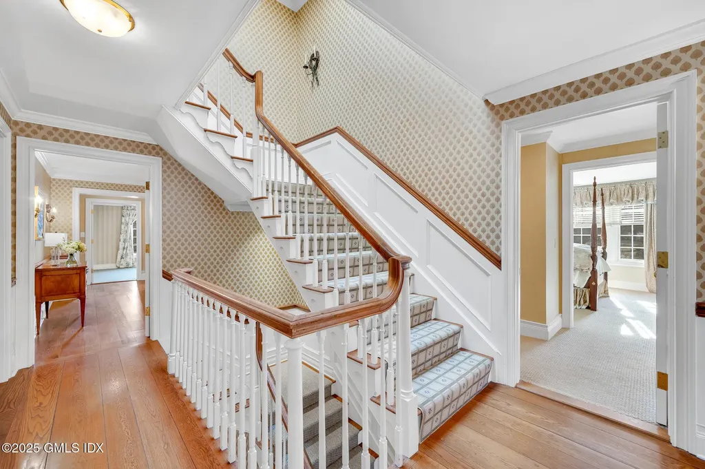 375 Round Hill Road Greenwich CT 06831