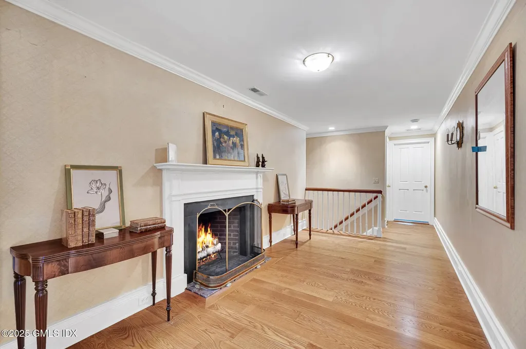 375 Round Hill Road Greenwich CT 06831