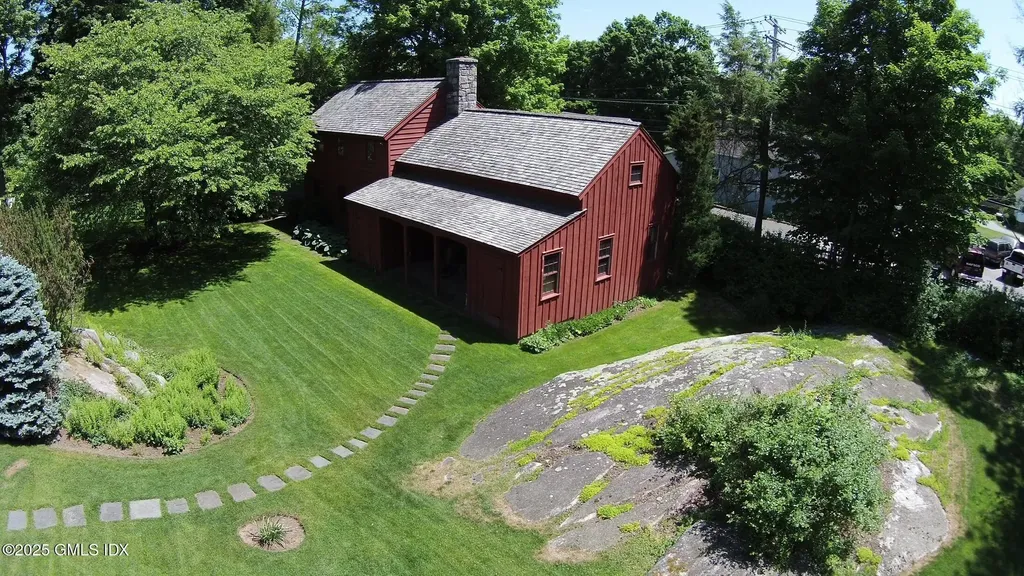 375 Round Hill Road Greenwich CT 06831