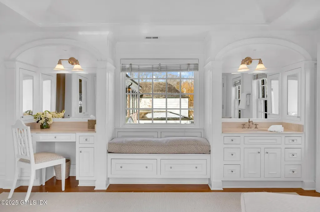 375 Round Hill Road Greenwich CT 06831