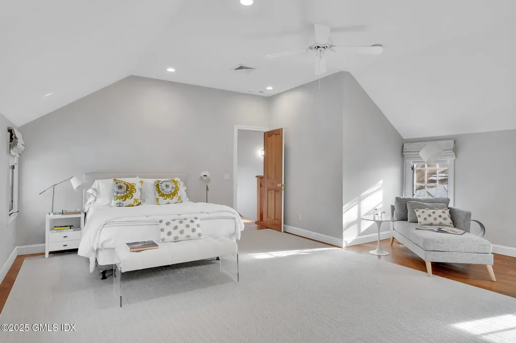 375 Round Hill Road Greenwich CT 06831