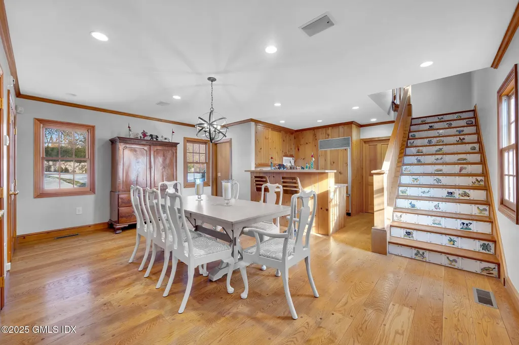 375 Round Hill Road Greenwich CT 06831