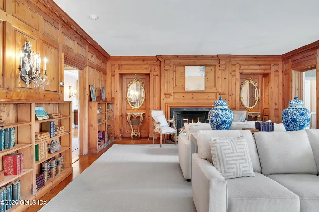 375 Round Hill Road Greenwich CT 06831