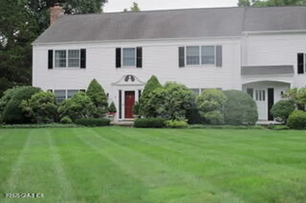 4 Avon Lane Greenwich CT 06830