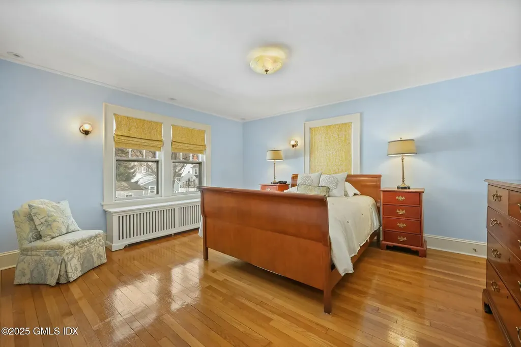 892 Stratfield Road Fairfield CT 06825