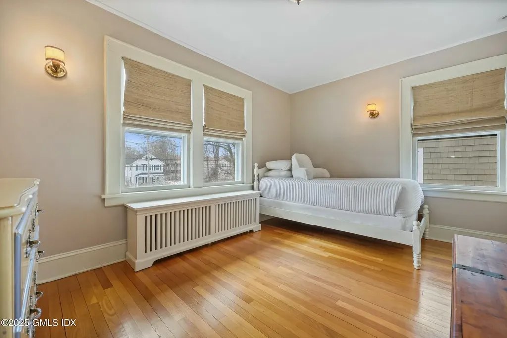 892 Stratfield Road Fairfield CT 06825