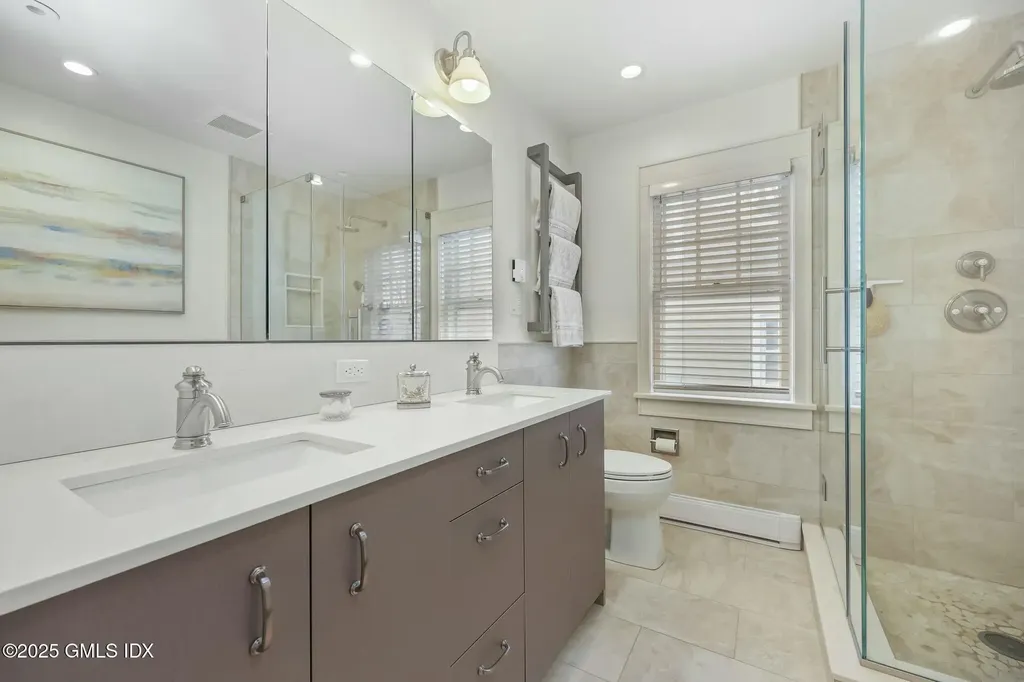 892 Stratfield Road Fairfield CT 06825