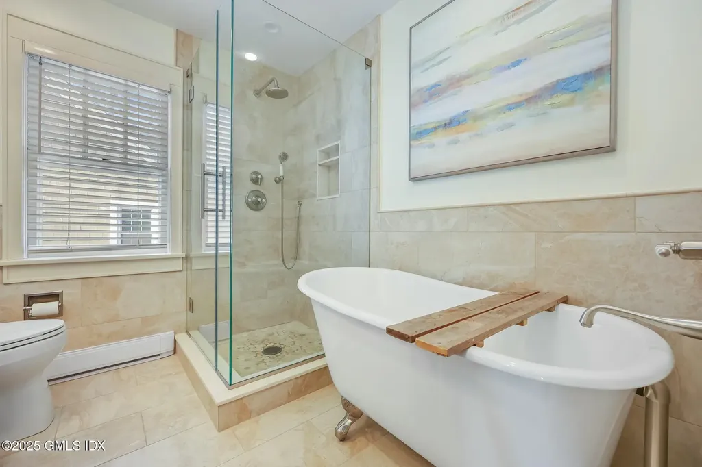 892 Stratfield Road Fairfield CT 06825