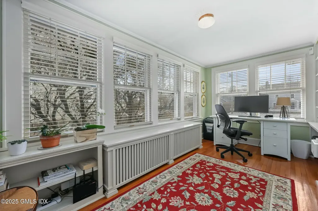 892 Stratfield Road Fairfield CT 06825