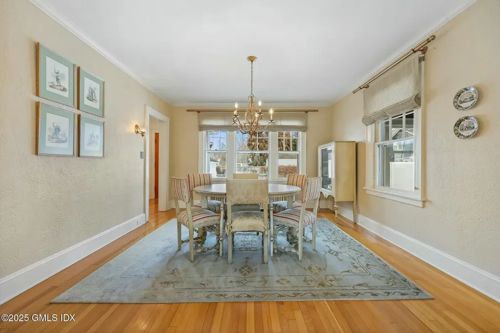 892 Stratfield Road Fairfield CT 06825