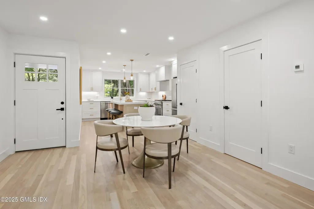 24 Homestead Lane Greenwich CT 06831