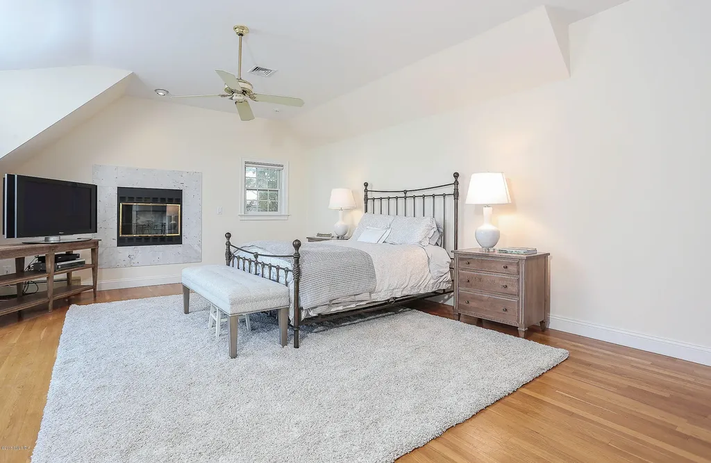 2 Indian Drive Old Greenwich CT 06870