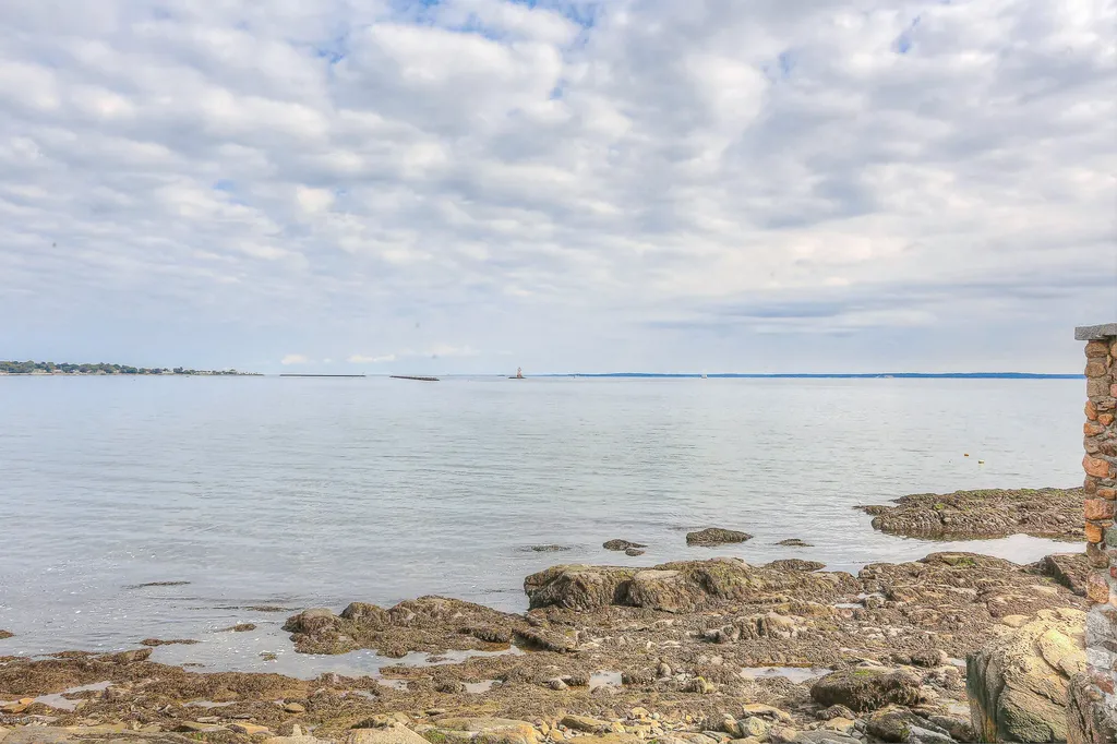 2 Indian Drive Old Greenwich CT 06870