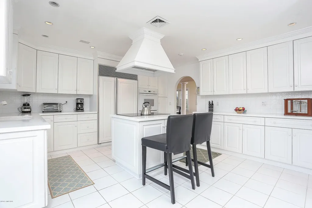 2 Indian Drive Old Greenwich CT 06870