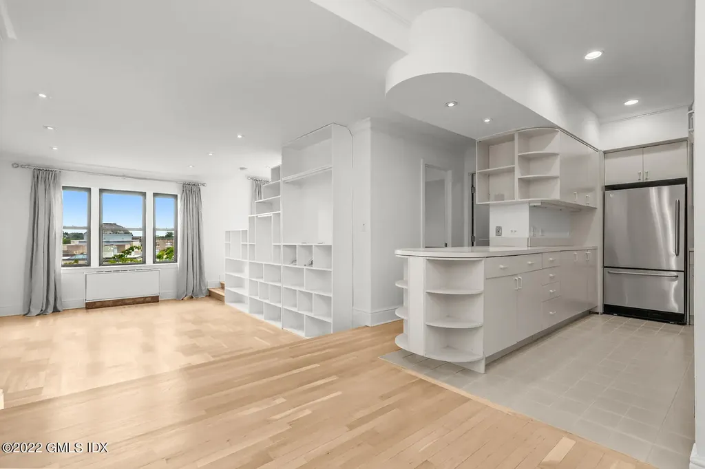 40 W Elm Street Greenwich CT 06830