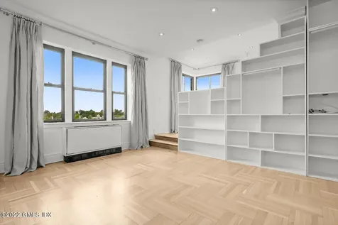 40 W Elm Street Greenwich CT 06830