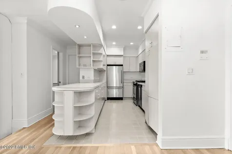 40 W Elm Street Greenwich CT 06830