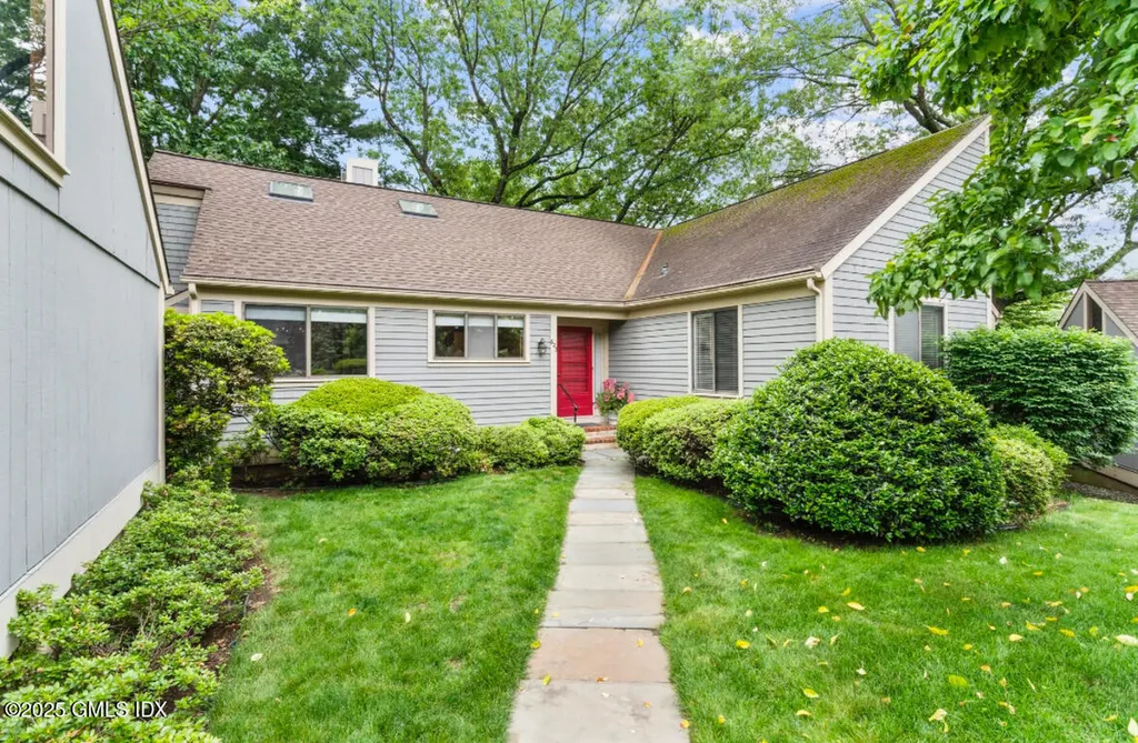 622 W Lyon Farm Drive Greenwich CT 06831