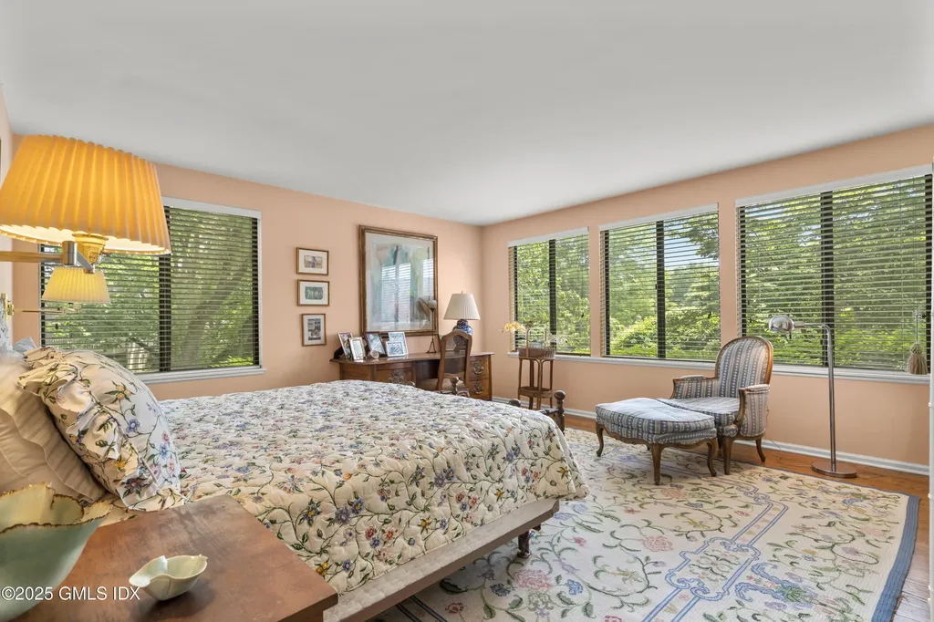 622 W Lyon Farm Drive Greenwich CT 06831