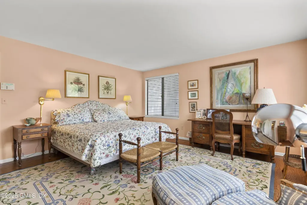 622 W Lyon Farm Drive Greenwich CT 06831