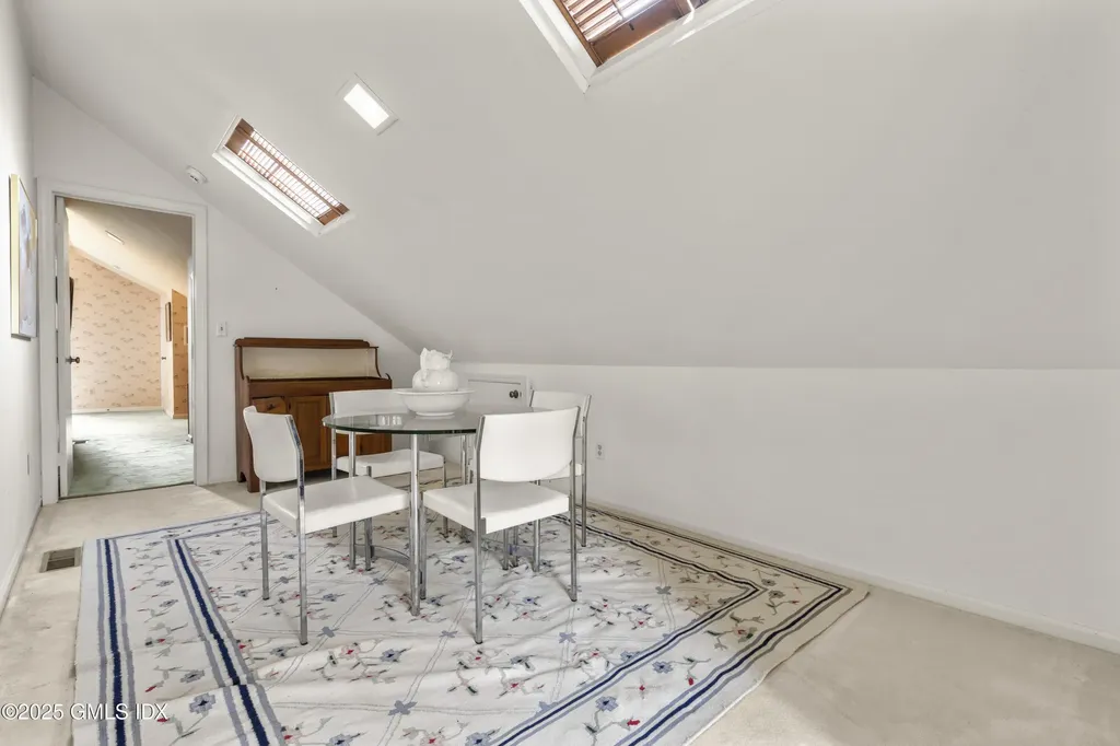 622 W Lyon Farm Drive Greenwich CT 06831