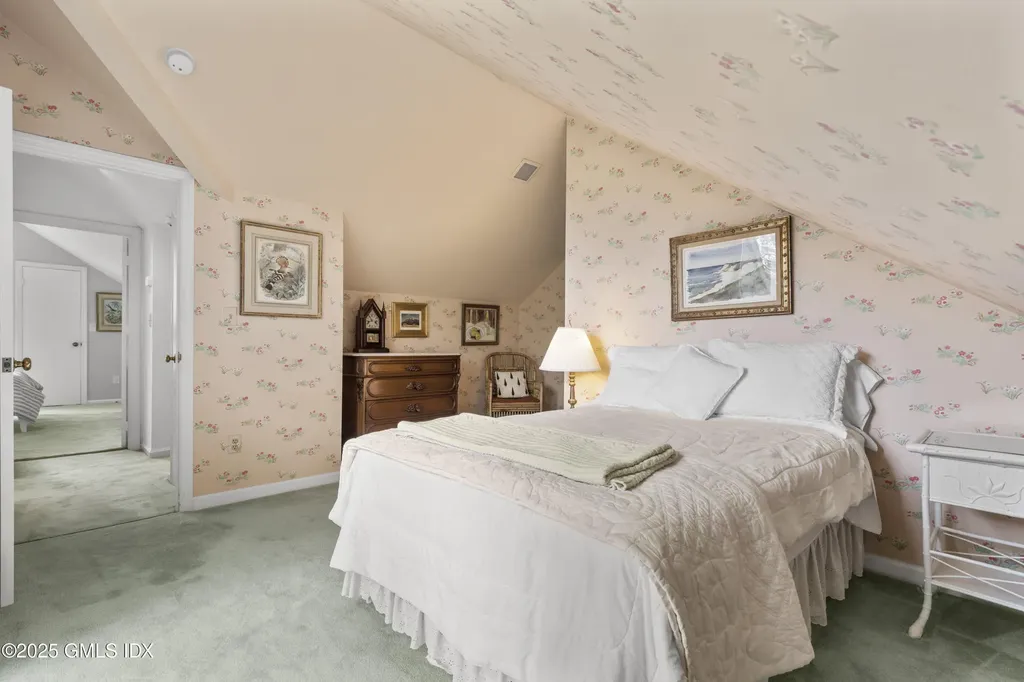 622 W Lyon Farm Drive Greenwich CT 06831
