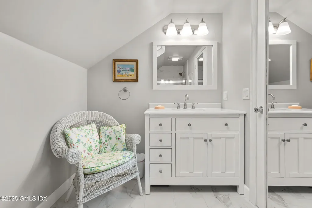 622 W Lyon Farm Drive Greenwich CT 06831