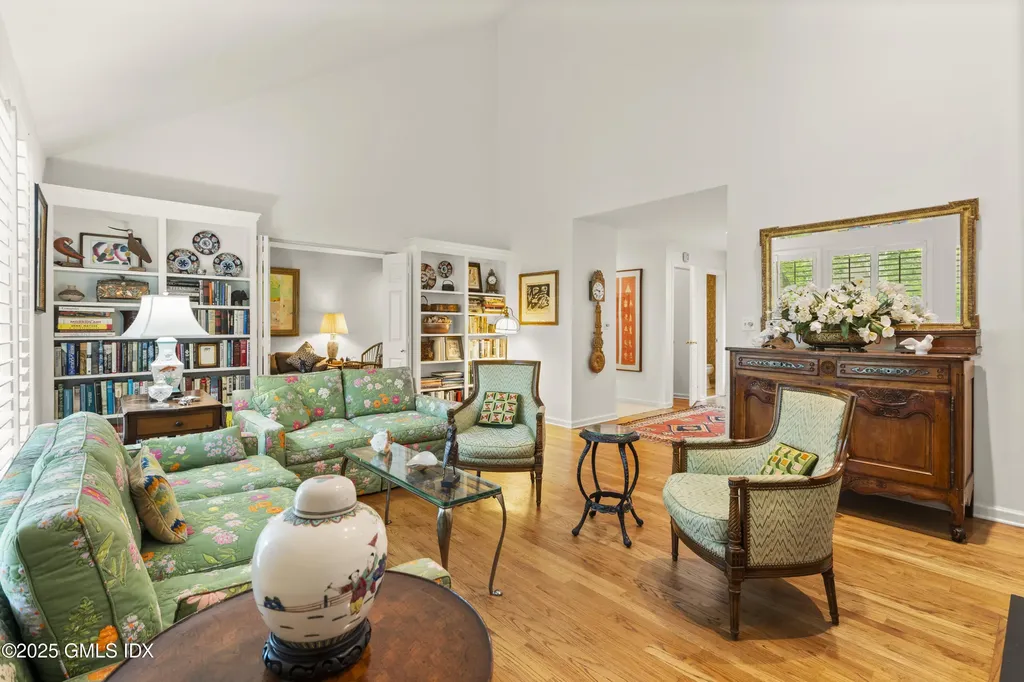 622 W Lyon Farm Drive Greenwich CT 06831